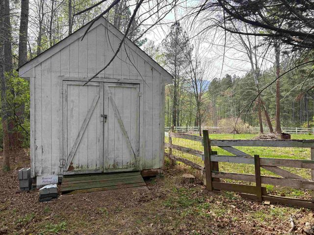 448 PINE NEEDLES LN, Afton, VA 22920