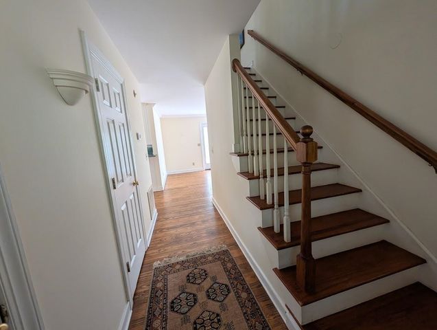 448 PINE NEEDLES LN, Afton, VA 22920