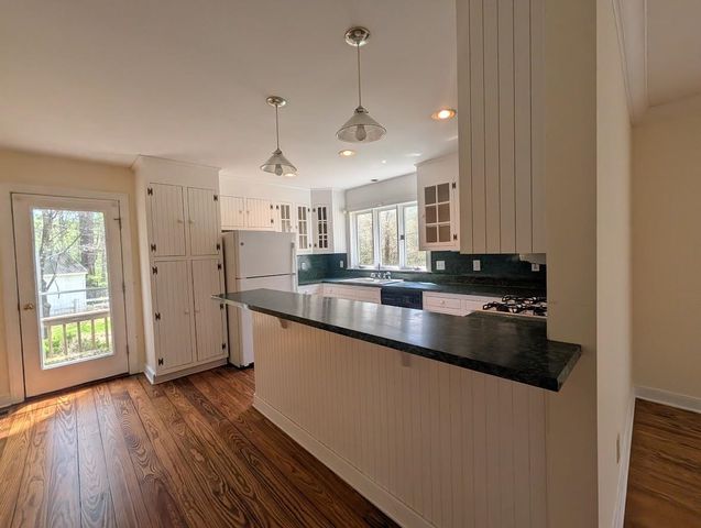 448 PINE NEEDLES LN, Afton, VA 22920