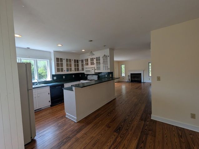 448 PINE NEEDLES LN, Afton, VA 22920