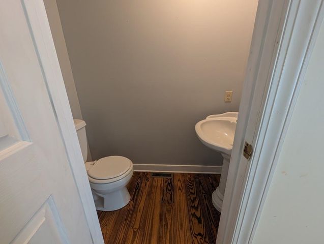 448 PINE NEEDLES LN, Afton, VA 22920