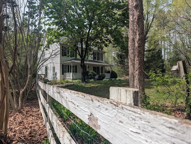 448 PINE NEEDLES LN, Afton, VA 22920