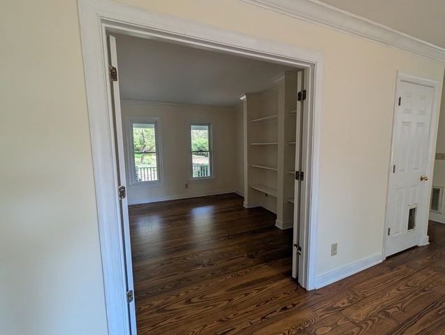 448 PINE NEEDLES LN, Afton, VA 22920
