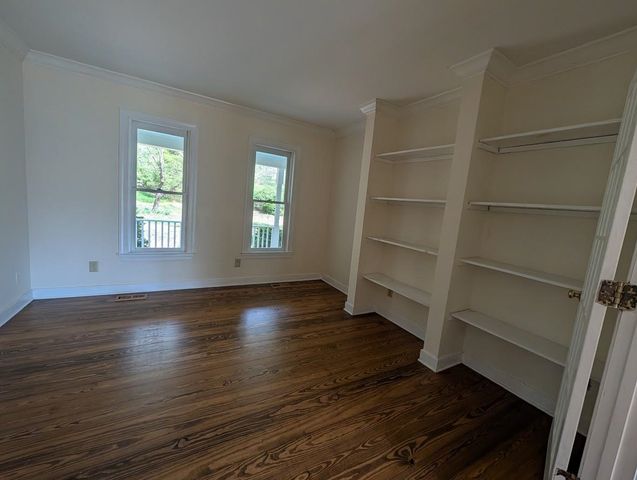 448 PINE NEEDLES LN, Afton, VA 22920