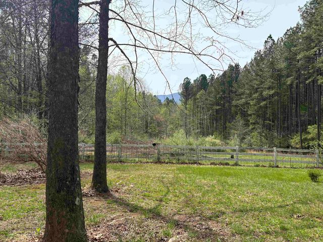 448 PINE NEEDLES LN, Afton, VA 22920