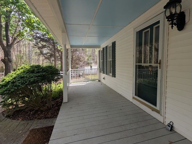 448 PINE NEEDLES LN, Afton, VA 22920