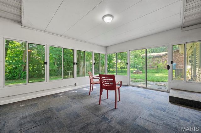 125 Turnbridge Drive, Swansea, IL 62226