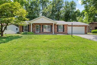 125 Turnbridge Drive, Swansea, IL 62226