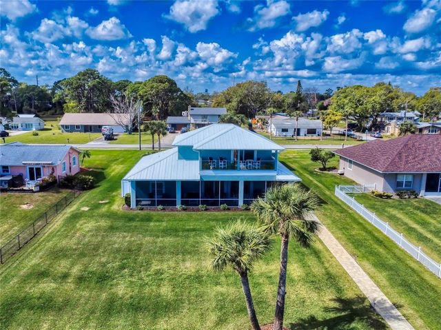 2019 S RIVERSIDE, Edgewater, FL 32141