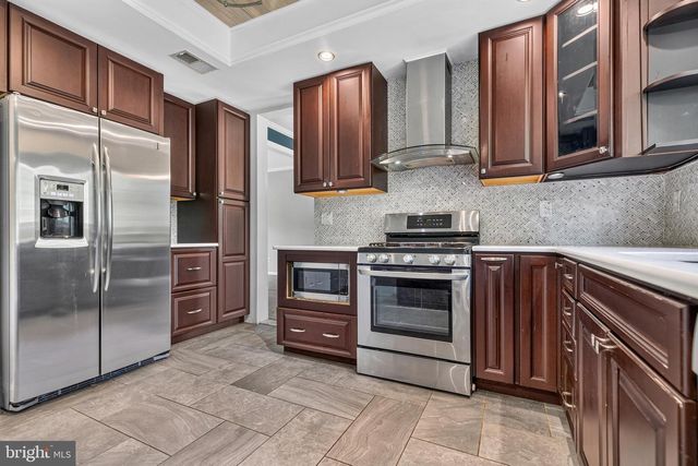 2802 NOBLE FIR CT, Woodbridge, VA 22192