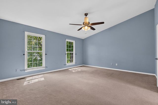 2802 NOBLE FIR CT, Woodbridge, VA 22192