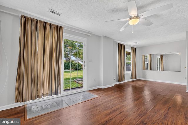 2802 NOBLE FIR CT, Woodbridge, VA 22192