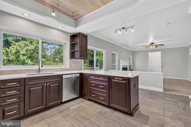 2802 NOBLE FIR CT, Woodbridge, VA 22192