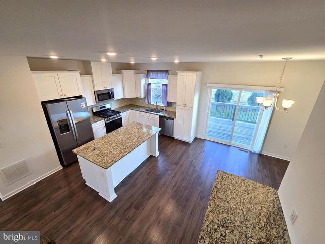 1908 BOULDER DR, Downingtown, PA 19335