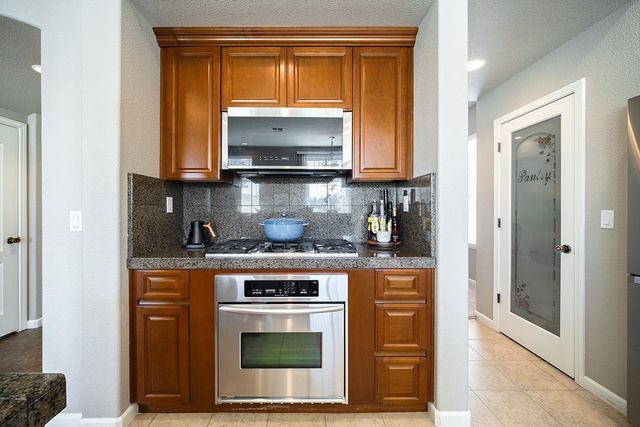 13 Castaic Ct, Roseville, CA 95678