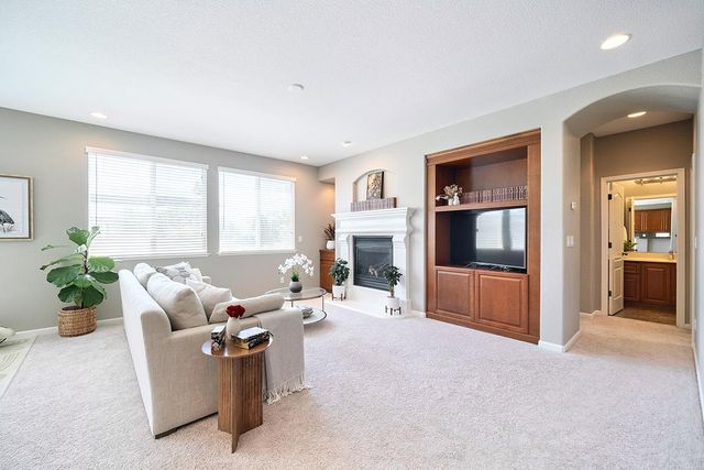 13 Castaic Ct, Roseville, CA 95678
