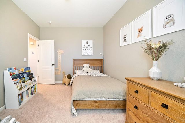 13 Castaic Ct, Roseville, CA 95678