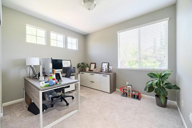 13 Castaic Ct, Roseville, CA 95678
