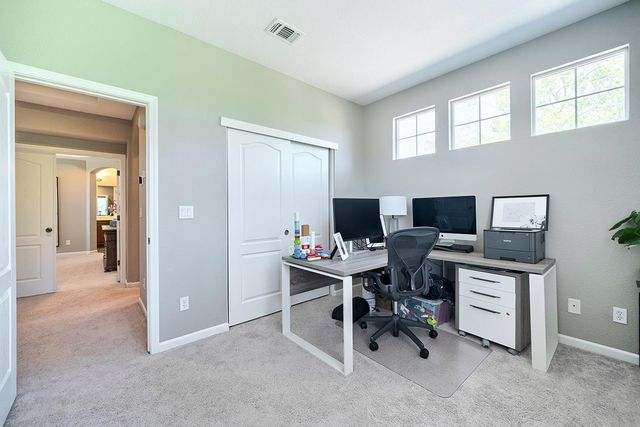 13 Castaic Ct, Roseville, CA 95678