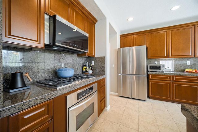 13 Castaic Ct, Roseville, CA 95678