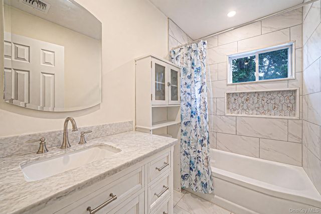 48 Hillside Avenue, Patchogue, NY 11772