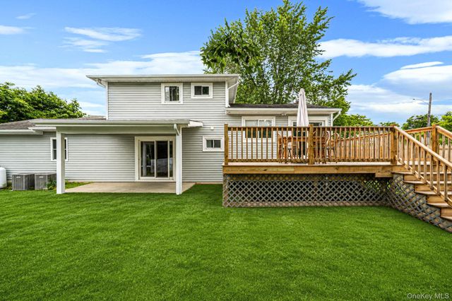 48 Hillside Avenue, Patchogue, NY 11772