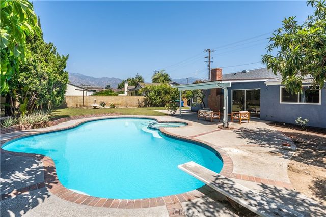 2027 Holly Ave, Arcadia, CA 91007