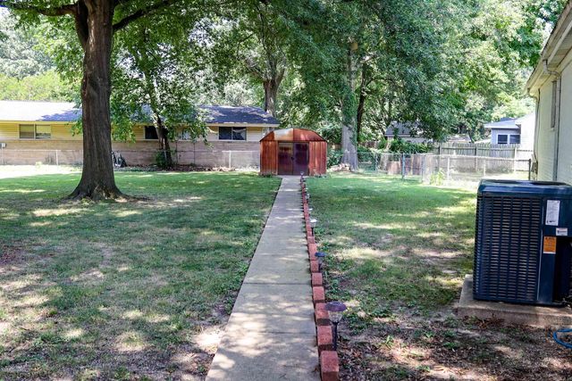 1313 Nettleton Circle, Jonesboro, AR 72401