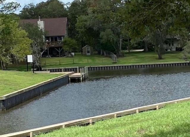 32003 Bayou Bend, Richwood, TX 77515