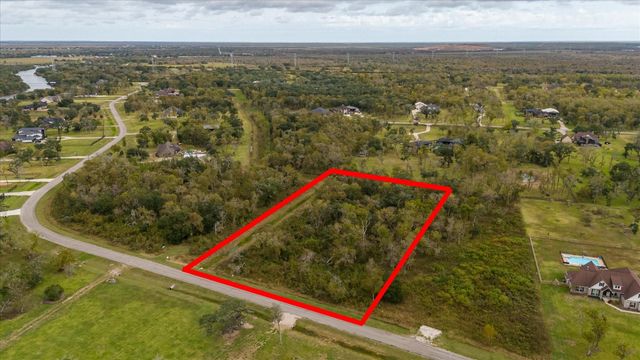 32003 Bayou Bend, Richwood, TX 77515