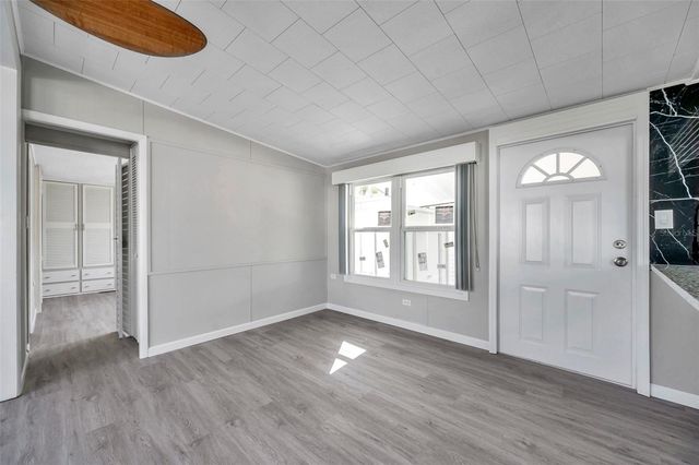 4851 W GANDY BOULEVARD B6-L27, Tampa, FL 33611