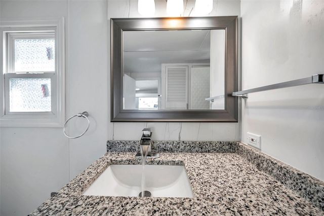 4851 W GANDY BOULEVARD B6-L27, Tampa, FL 33611