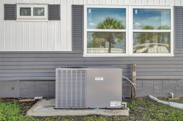 4851 W GANDY BOULEVARD B6-L27, Tampa, FL 33611