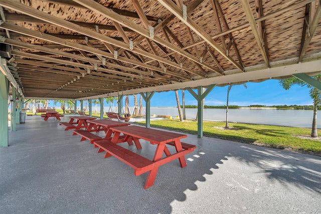 4851 W GANDY BOULEVARD B6-L27, Tampa, FL 33611