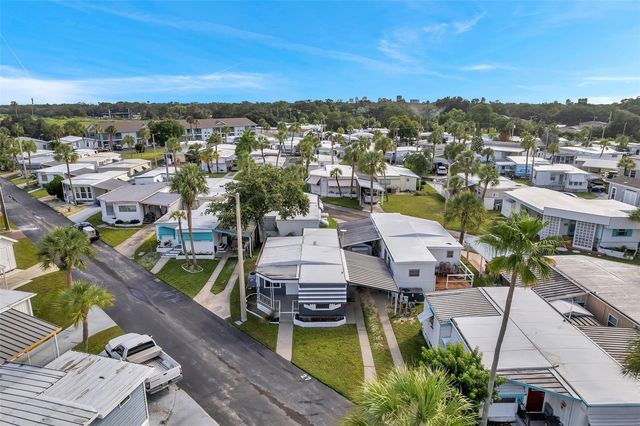 4851 W GANDY BOULEVARD B6-L27, Tampa, FL 33611