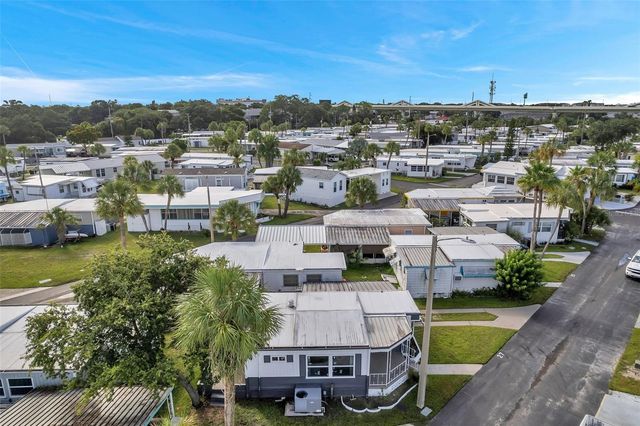 4851 W GANDY BOULEVARD B6-L27, Tampa, FL 33611