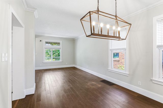 721 Simon Avenue, Saint Paul, MN 55117