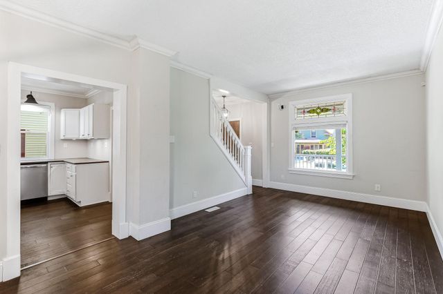 721 Simon Avenue, Saint Paul, MN 55117