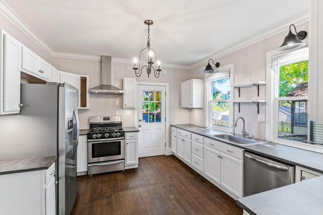 721 Simon Avenue, Saint Paul, MN 55117