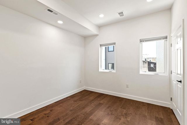 1711 N 4TH ST, Philadelphia, PA 19122