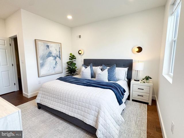 1711 N 4TH ST, Philadelphia, PA 19122