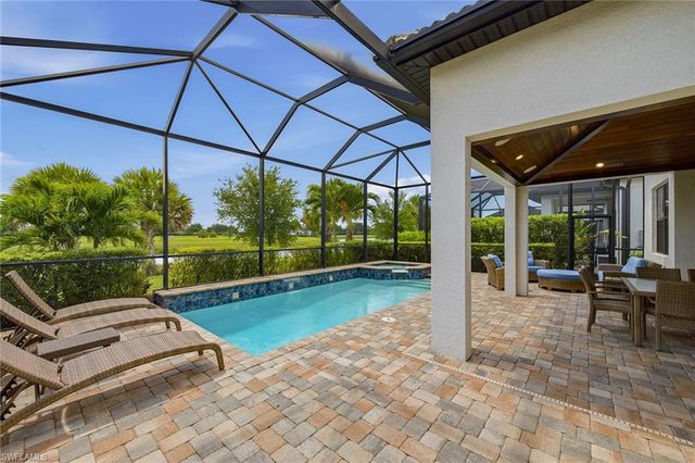 2764 Amaranda CT, Naples, FL 34114