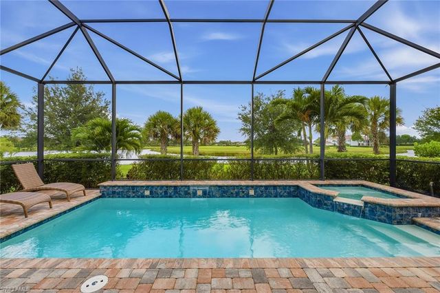 2764 Amaranda CT, Naples, FL 34114
