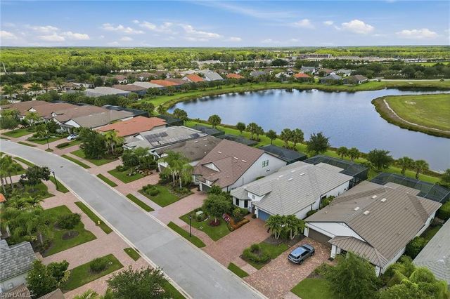 2764 Amaranda CT, Naples, FL 34114