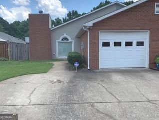 140 Arbor Way, Fayetteville, GA 30215