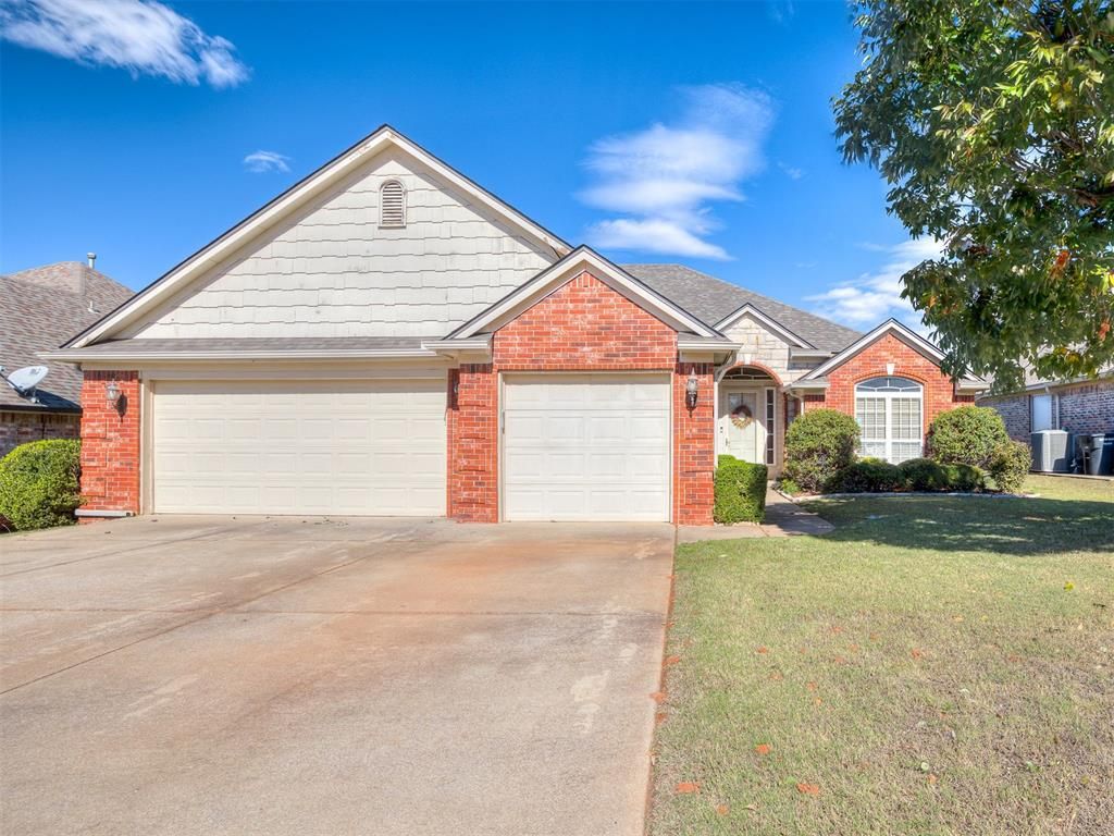 2625 SE 8th Street, Moore, OK 73160