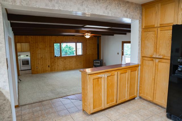 2104 W Magnolia Avenue, Caruthers, CA 93609