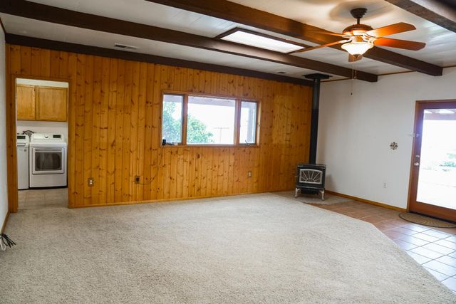 2104 W Magnolia Avenue, Caruthers, CA 93609