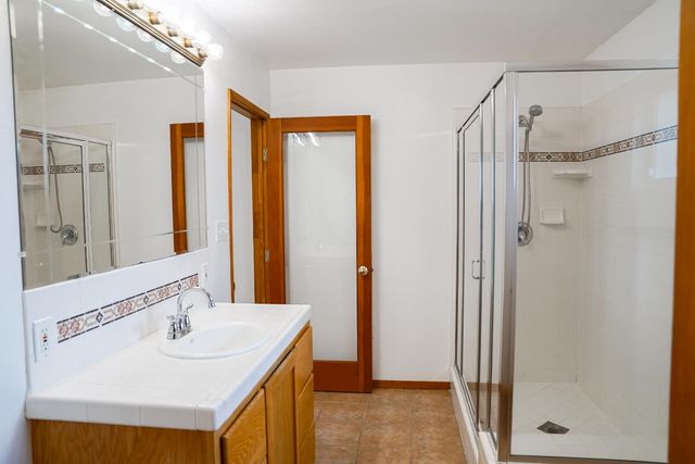 2104 W Magnolia Avenue, Caruthers, CA 93609