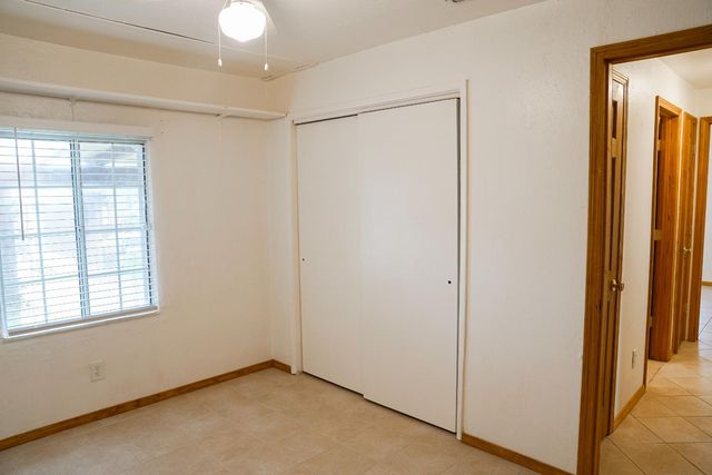 2104 W Magnolia Avenue, Caruthers, CA 93609